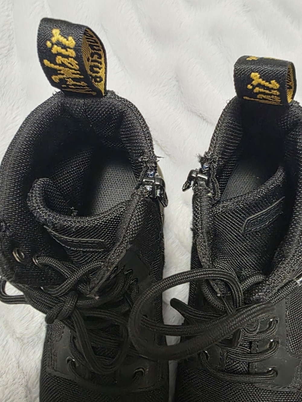Dr Martens big kid size 2 black canvas Combs Junior lace up combat boots Unisex - Picture 7 of 16